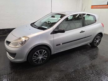 Renault CLIO 1.6 Clio Expression Auto 3dr