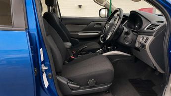 Mitsubishi L200 2.4 L200 Titan DI-D 4WD