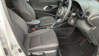 Toyota Yaris 1.5 VVT-h Icon Hatchback 5dr Petrol Hybrid E-CVT Euro 6 (s/s) (1