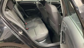 Volkswagen e-Golf 35.8kWh e-Golf Hatchback 5dr Electric Auto (136 ps)