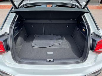 AUDI Q2 1.5 Q2 Sport 35 TFSI Semi-Auto 5dr