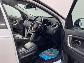 Land Rover DISCOVERY SPORT 2.0 Discovery Sport Black HSE TD4 Auto 4WD 5dr 2 KEYS + S/HISTOR