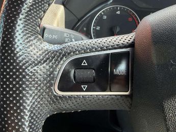 Audi Q5 2.0 TDI S line SUV 5dr Diesel Manual quattro Euro 5 (143 ps)