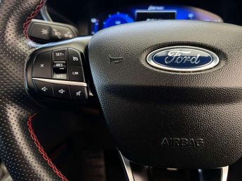 FORD KUGA 2.5 Kuga ST-Line X Phev CVT 5dr