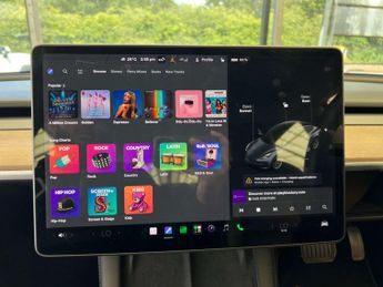 TESLA MODEL 3 Model 3 Standard Range + 4dr