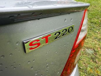 Ford Mondeo 3.0 Mondeo ST220 5dr