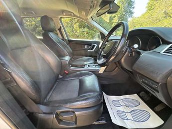 LAND ROVER DISCOVERY SPORT 2.0 Discovery Sport SE Tech TD4 Auto 4WD 5dr