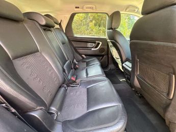 LAND ROVER DISCOVERY SPORT 2.0 Discovery Sport SE Tech TD4 Auto 4WD 5dr
