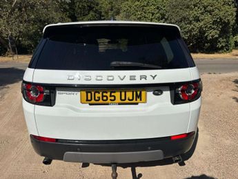 LAND ROVER DISCOVERY SPORT 2.0 Discovery Sport SE Tech TD4 Auto 4WD 5dr