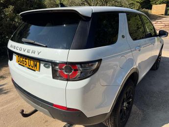 LAND ROVER DISCOVERY SPORT 2.0 Discovery Sport SE Tech TD4 Auto 4WD 5dr