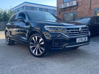 Volkswagen Touareg 3.0 TSI V6 R-Line Tech SUV 5dr Petrol Tiptronic 4Motion Euro 6 (