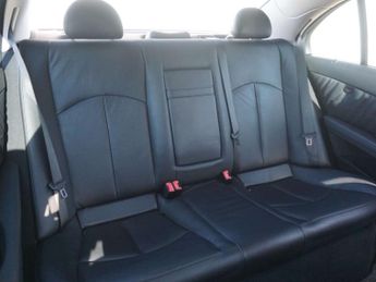 Mercedes-Benz E Class 3.5 E350 Avantgarde Saloon 4dr Petrol G-Tronic