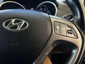 HYUNDAI IX35 1.7 ix35 Premium CRDi 5dr