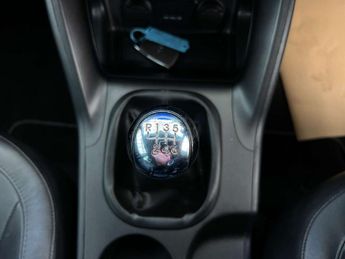 HYUNDAI IX35 1.7 ix35 Premium CRDi 5dr
