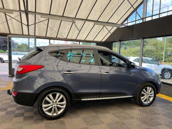 HYUNDAI IX35 1.7 ix35 Premium CRDi 5dr