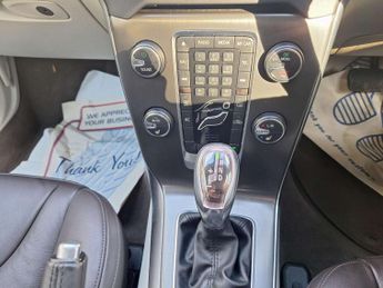 Volvo V40 SE LUX NAV T4 AUTO
