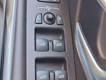 Volvo V40 SE LUX NAV T4 AUTO