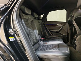 Audi SQ5 3.0 TDI V6 Sportback 5dr Diesel Tiptronic quattro Euro 6 (s/s) (