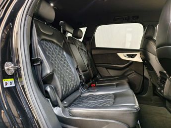 Audi SQ7 4.0 TDI V8 SUV 5dr Diesel Tiptronic quattro Euro 6 (s/s) (435 ps