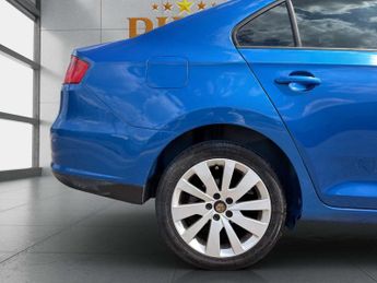 SEAT Toledo 1.6 TDI CR SE Hatchback 5dr Diesel Manual Euro 5 (105 ps)