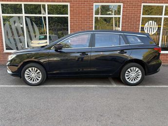 MG 5 MG5 Excite EV 5dr