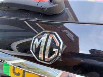 MG 5 MG5 Excite EV 5dr