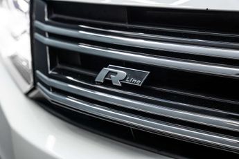 VOLKSWAGEN TIGUAN 2.0 Tiguan R-Line Edition TDI BlueMotion Technology 4Motion Semi