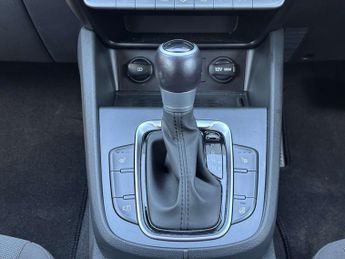 HYUNDAI KONA 1.6 Kona Premium GDi HEV Semi-Auto 5dr