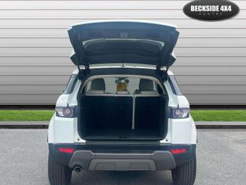 Land Rover RANGE ROVER EVOQUE 2.2 Range Rover Evoque Pure eD4 4x2 5dr