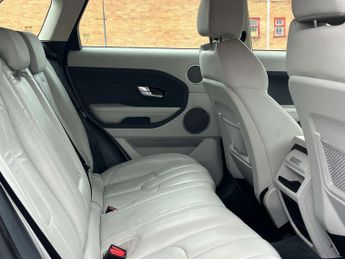 Land Rover RANGE ROVER EVOQUE 2.2 Range Rover Evoque Pure eD4 4x2 5dr