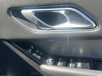 Land Rover RANGE ROVER VELAR 2.0 Range Rover Velar R-Dynamic S D240 Auto 4WD 5dr