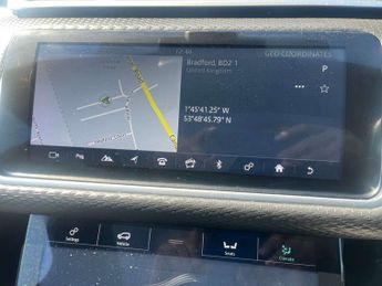 Land Rover RANGE ROVER VELAR 2.0 Range Rover Velar R-Dynamic S D240 Auto 4WD 5dr