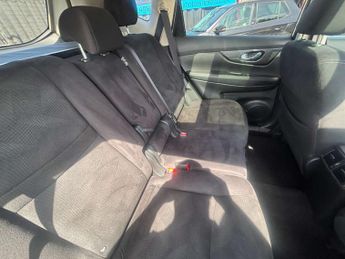 Nissan X-TRAIL 1.6 dCi Acenta SUV 5dr Diesel XTRON Euro 6 (s/s) (130 ps)