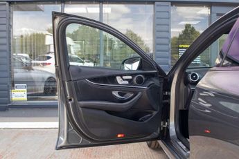 MERCEDES-BENZ E CLASS 2.0 E300e 13.5kWh AMG Line (Premium) Saloon 4dr Petrol Plug-in H