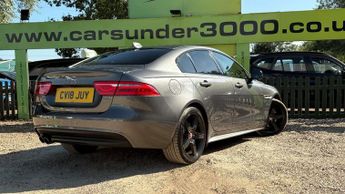 JAGUAR XE 2.0d R-Sport Saloon 4dr Diesel Auto Euro 6 (s/s) (180 ps)