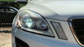 VOLVO XC60 2.4 D5 SE Lux Nav SUV 5dr Diesel Geartronic AWD Euro 5 (215 ps)
