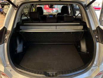 TOYOTA RAV4 2.5 RAV4 Business Edition+ HEV TSS 4x2 CVT 5dr