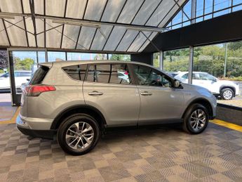 TOYOTA RAV4 2.5 RAV4 Business Edition+ HEV TSS 4x2 CVT 5dr