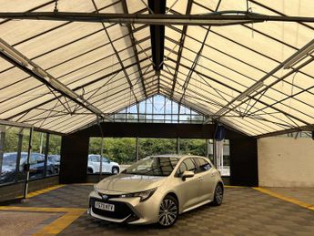 Toyota Corolla 2.0 Corolla Design HEV CVT 5dr