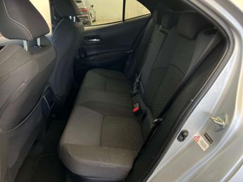TOYOTA COROLLA 2.0 Corolla Design HEV CVT 5dr