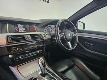 BMW 5 SERIES 2.0 520d M Sport Auto 4dr