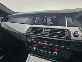 BMW 5 SERIES 2.0 520d M Sport Auto 4dr