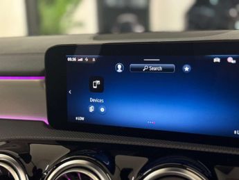 MERCEDES-BENZ CLA 2.0 CLA 220 AMG Line Premium + d A 4dr