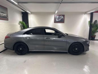 MERCEDES-BENZ CLA 2.0 CLA 220 AMG Line Premium + d A 4dr