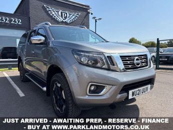 Nissan Navara 2.3 Navara Tekna dCi 4WD 5dr