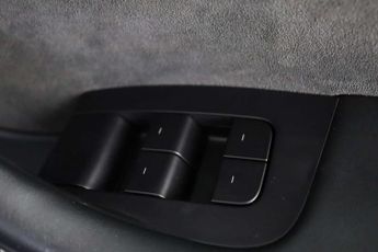 Tesla Model 3 (Dual Motor) Performance Saloon 4dr Electric Auto 4WDE (Performa