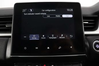 Renault Captur 1.6 E-TECH techno SUV 5dr Petrol Hybrid Auto Euro 6 (s/s) (145 p