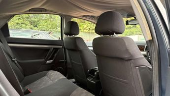 VAUXHALL VECTRA 1.8 VVT SRi Hatchback 5dr Petrol Manual (173 g/km, 138 bhp)