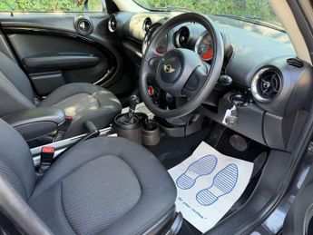 MINI COUNTRYMAN 1.6 Countryman One Auto 5dr