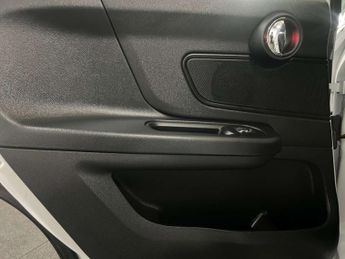 MINI COUNTRYMAN 2.0 Countryman Cooper D Auto 5dr